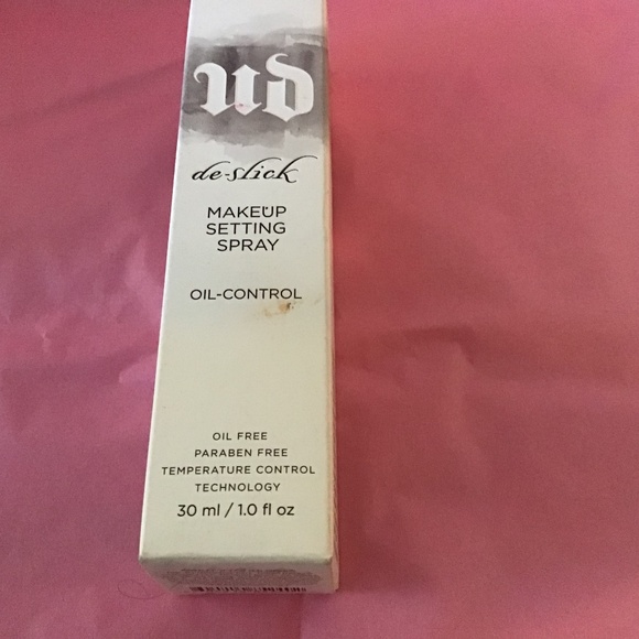 Urban Decay de-slick Makeup Setting Spray - Picture 1 of 2